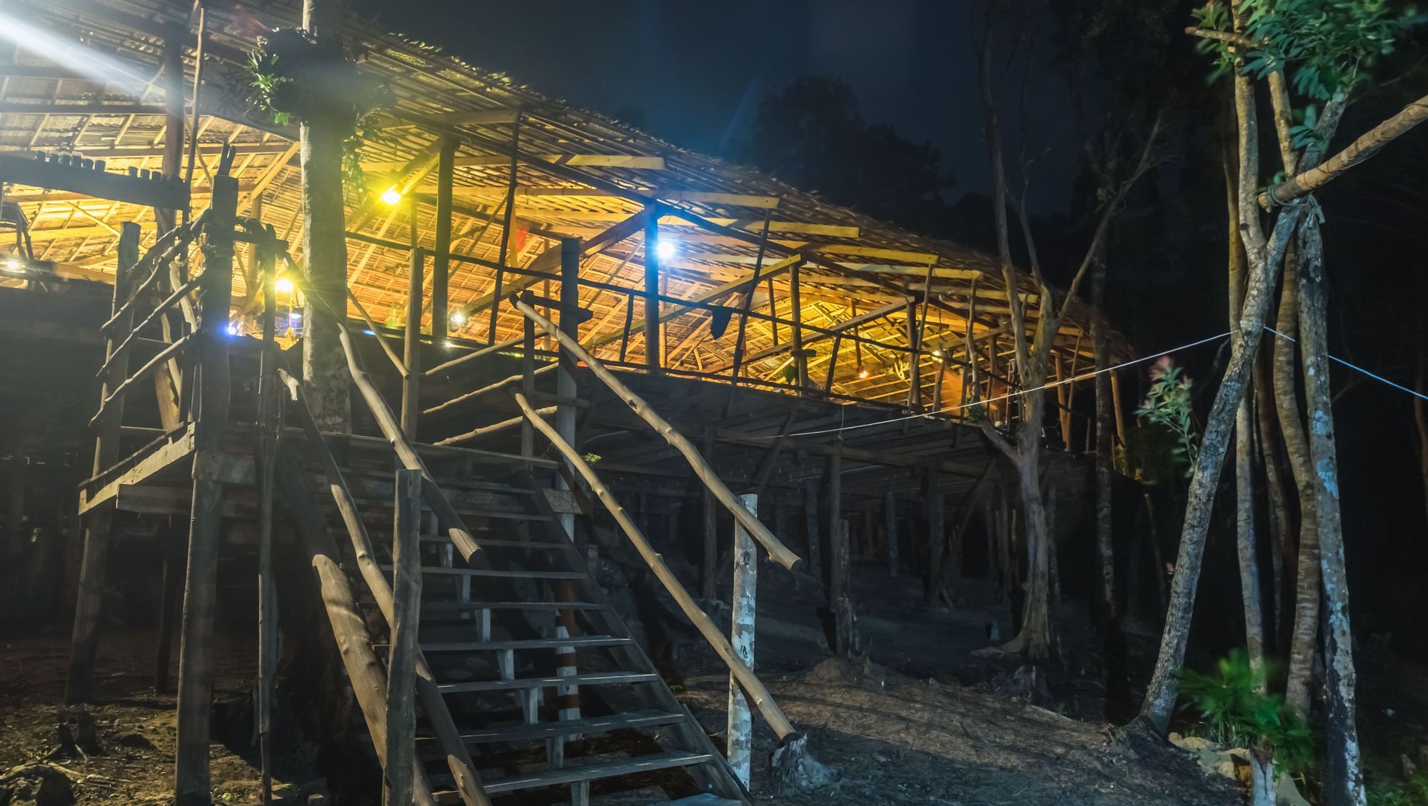 Driftwood Hostel And Bungalows Koh Rong Sanloem Exterior photo